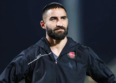 جباری روی مهاجم سابق استقلال دست گذاشت