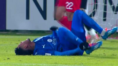 لحظه اعلام پنالتی به سود الدحیل مقابل تراکتور