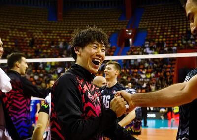 لبخند از ته دل یک ستاره از شکست کشورش!