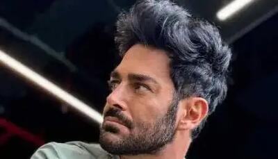  عکس یلدایی محمدرضا گلزار / پز نیست...