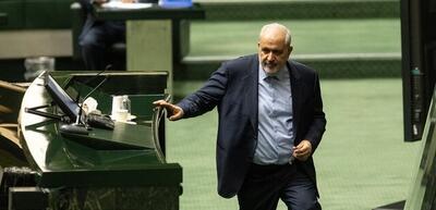 وزیر نیرو: کشت برخی محصولات را باید کنار بگذاریم