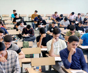  فضای خشک آموزشی و دانش‌آموزان تست‌زن