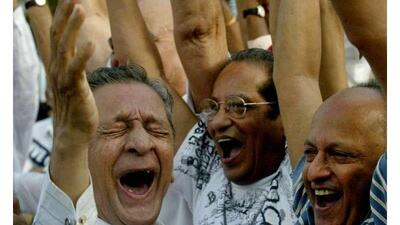 ۲ تا ۵ بار در هفته از ته دل بخندید