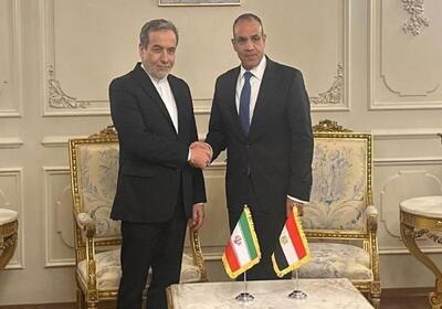 گفتگوی تلفنی وزرای خارجه ایران و مصر