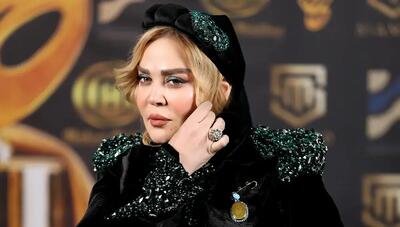 بهاره رهنما با استایل زمردی در جشن حافظ؛ شکوه مخمل و جواهرات بر فرش قرمز (عکس)