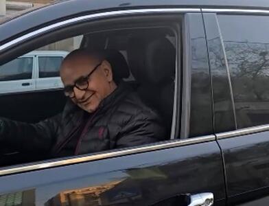  جمله یک هوادار، پرویز پرستویی را پشت فرمان به خنده واداشت