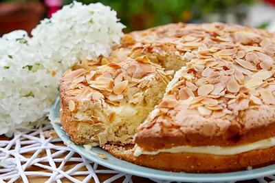  آموزش کیک زنبوری، دسر محبوب آلمانی با عطر عسل و بادام