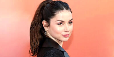  پوشش غیرمنتظره آنا دِ آرماس با عبا و روسری!