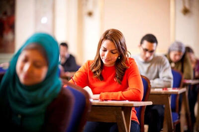 برگه تقلب قانونی یک دانشجو جلب توجه کرد