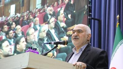  استاندار: حق مسلم خوزستان بهره‌مندی از عواید نفتی و استقرار دفاتر شرکت‌های مادر در استان است