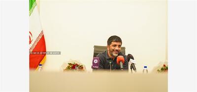 علیرضا دبیر: به دنبال نگارش کتاب برای تمامی قهرمانان کشتی هستیم