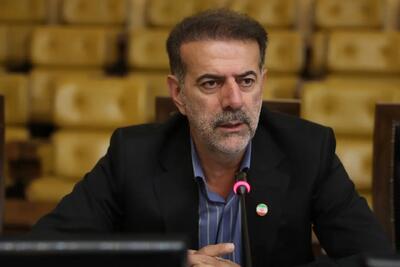 پولادی، دبیر فراکسیون ورزش مجلس: آمریکا حق ندارد که اعضای یک تیم را از حضور در جام جهانی محروم کند