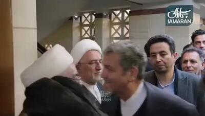  محمدجواد ظریف و سیدمحمد خاتمی در مراسم ترحیم اشرف بروجردی+ فیلم
