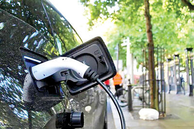 تصرف یک‌‌‌‌‌چهارم بازار توسط پلاگین هیبریدی‌‌‌‌‌ها