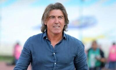 ساپینتو دو ستاره استقلال را اخراج کرد