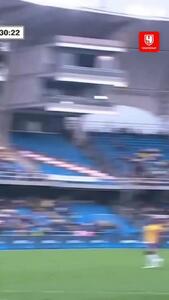 رنه هیگیتا پس از ۳۰ سال ضربه افسانه‌ای «عقرب» را تکرار کرد