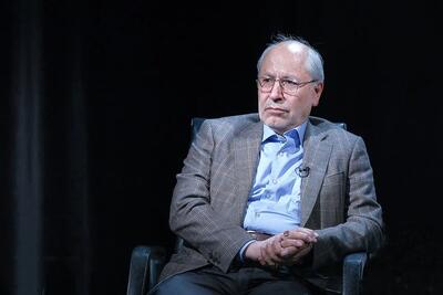 مسعود نیلی: بنگاه‌های اقتصادی در ایران تعمداً بزرگ نمی‌شوند