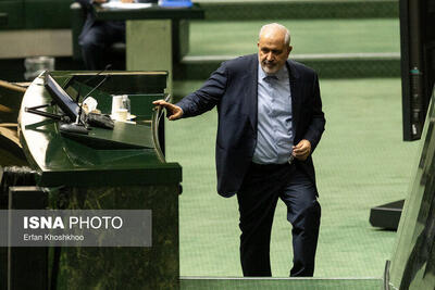 وزیر نیرو: کشت برخی محصولات را باید کنار بگذاریم