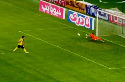 سوتی بزرگ روی پنالتی؛ ۹۰میلیون ایرانی می‌دانند به جز این گزارشگر!