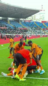 ویدئو: خوشحالی بعد از گل عجیب و خطرناک