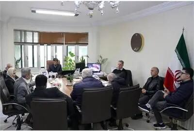 بازنشستگان مستقل خواسته‌های خود را مطرح کردند/ هم‌اندیشی برای رفع دغدغه‌های بازنشستگان تأمین اجتماعی گیلان