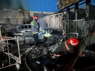 مصدومیت یک کارگر در آتش‌سوزی مقواسازی خمینی شهر