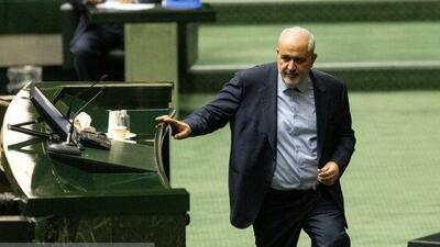 کشت برخی محصولات را باید کنار بگذاریم