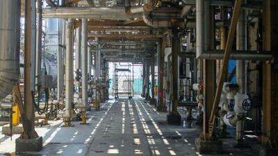 آتش سوزی در پتروشیمی آبادان خاموش شد