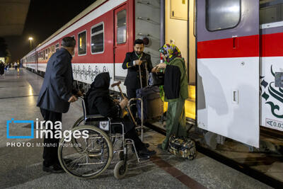 خدمات زمینی و ریلی برای معلولان و سالمندان مناسب‌سازی می‌شود/استفاده آسان ازواگن‌های قطار