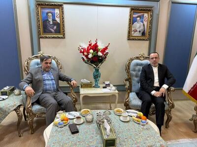  برگزاری نشست توسعه روبط اقتصادی و دانشگاهی کرمانشاه و اقلیم کردستان عراق 