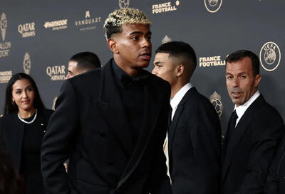 عکس| لامین یامال در راه کریستیانو رونالدو