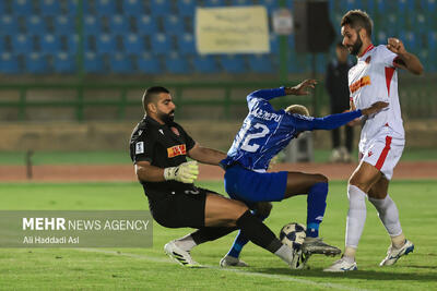 دروازه‌بان المحرق پای خود را به تیغ جراحان سپرد