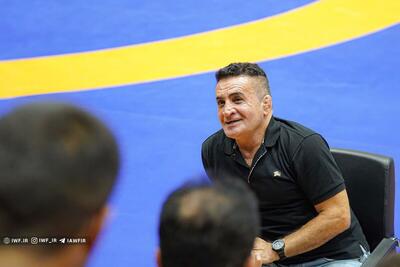 محمد بنا رکورد کشتی را شکست؛ ۲۶,۰۰۰,۰۰۰,۰۰۰ تومان حقوق مربی ایرانی در آذربایجان - پارس فوتبال