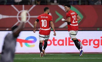 مصر ۲-۱ زیمبابوه؛ فاجعه‌ای که محقق نشد، صلاح و مرموش طناب نجات را انداختند - پارس فوتبال