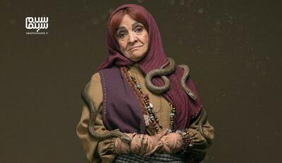 سکانس برگزیده قسمت یازدهم «بامداد خمار» با حضور گلاب آدینه؛ یک معرکه‌گیری همه‌چیزتمام + ویدیو  و تحلیل سکانس