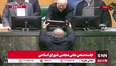  لایحه بودجه ۱۴۰۵ به صورت تشریفانی توسط رئیس جمهور تقدیم مجلس شد/ قالیباف: بودجه دیروز به مجلس ارائه شد
