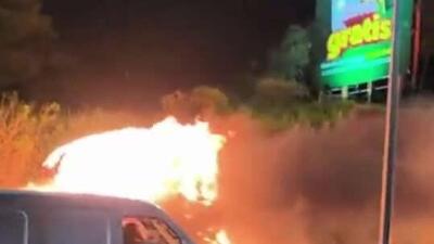  آتش گرفتن یک کامیون در جاده ای در کشور کاستاریکا