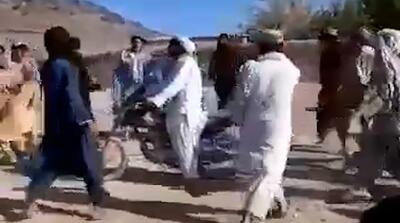 برگزاری رقص عروسی با صدای اگزوز موتور!