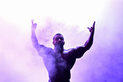 بازگشت گرگ برای شکار؛ هادی چوپان روی استیج آرنولد کلاسیک 2026