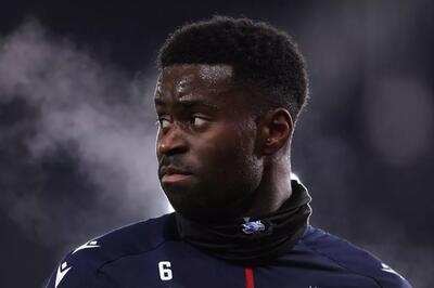 بارسلونا هم از امضای قرارداد با مارک گهی منصرف شد