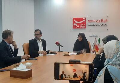 میزگرد| آیا آموزش مجازی ماهیت نقش معلم را تغییر داده است؟/مشکل فقط گوشی و اینترنت نیست - تسنیم