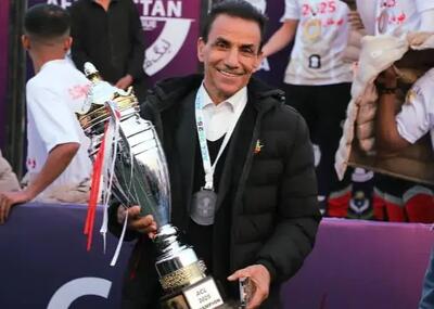 سرمربی ایرانی در لیگ افغانستان قهرمان شد