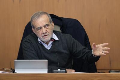 نماینده خرم آباد: آقای پزشکیان، شما استاندار به لرستان فرستاده‌اید یا دیکتاتور؟