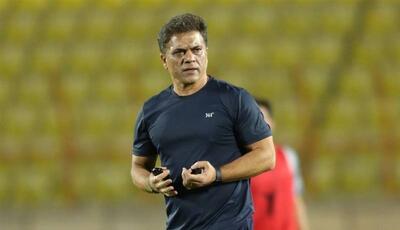 سرمربی شمس‌آذر: قرارداد نازون به اندازه بودجه 3 سال ماست