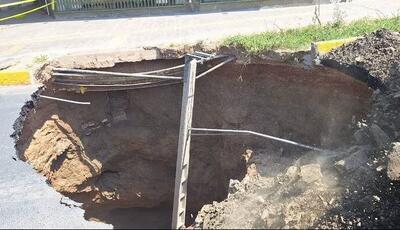 فرونشست زمین، یک بلوار پرتردد در مشهد را مسدود کرد