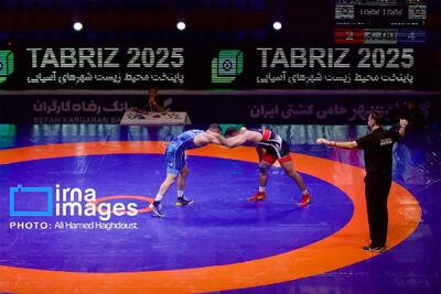  مسابقات کشتی قهرمانی کشور در تبریز آغاز شد