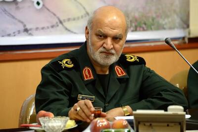 فرمانده سپاه امام رضا(ع): فرمول همه‌جانبه حل مسائل کشور در دست بسیج است