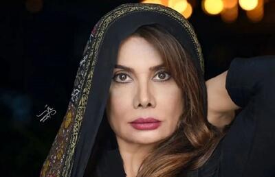   چهرۀ «عاطفه رضوی» در 19 سالگی در اولین فیلمش؛ سال 66