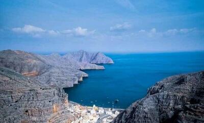 پیدا شدن کوه‌های کمزار عمان از جزیره قشم