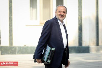 کاظمی: توزیع شیر در مدارس ابتدایی کشور در حال انجام است